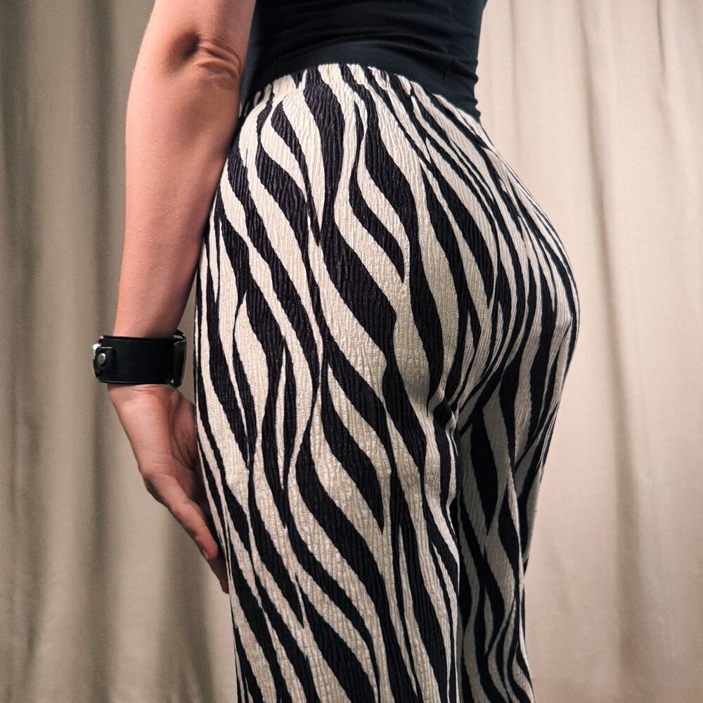 Wild Zebra Print Stretchy Pleated Pants